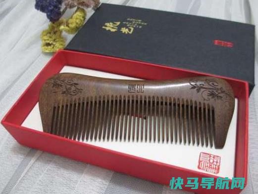 檀木梳子断了可以用502胶水粘吗？檀木梳子断了用什么能粘牢固一点